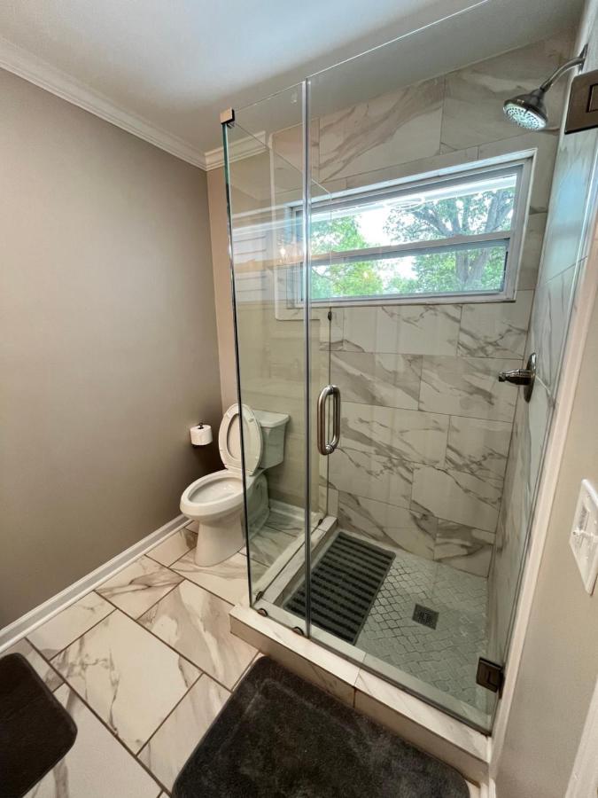 Atlanta Unit 2 Room 2 - Peaceful Weekend Getaway Private Bedroom & Bathroom エクステリア 写真
